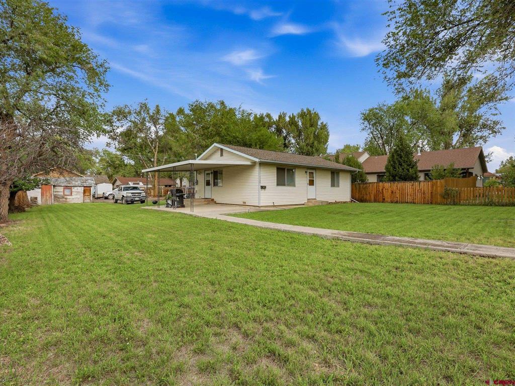 1129 S 4th Street Montrose CO 81401