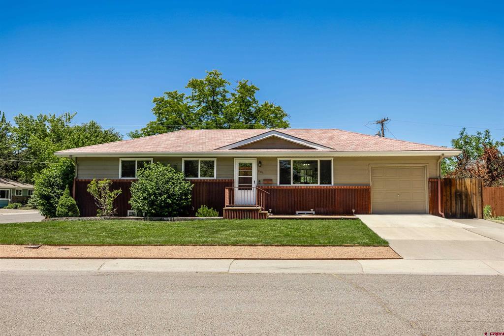 801 York Street Montrose CO 81401