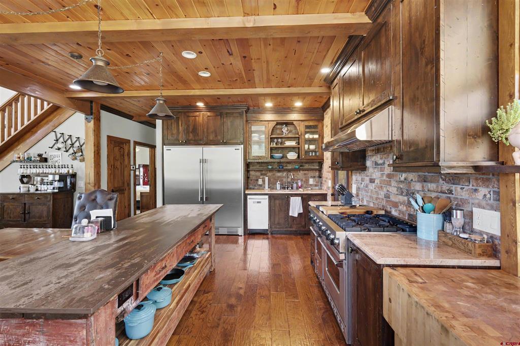 667 Soaring Eagle Court Chromo CO 81128