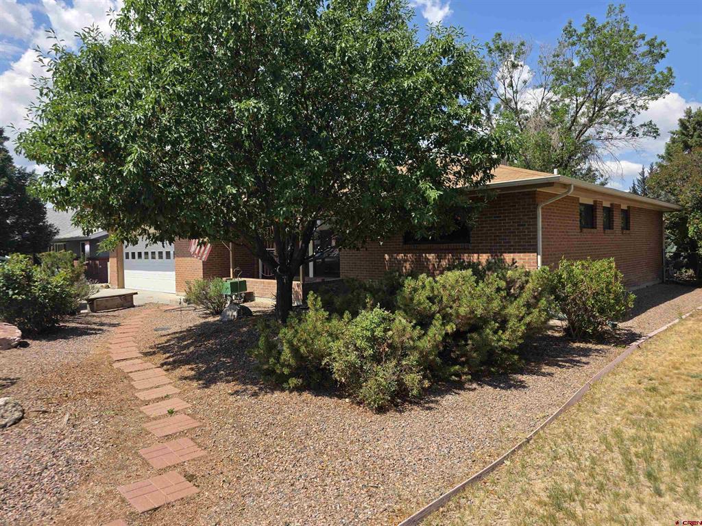 1630 Manchester Drive Montrose CO 81401