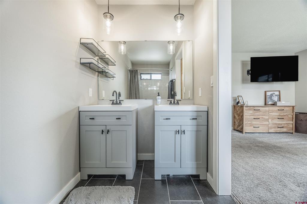 2274 London Way Montrose CO 81401
