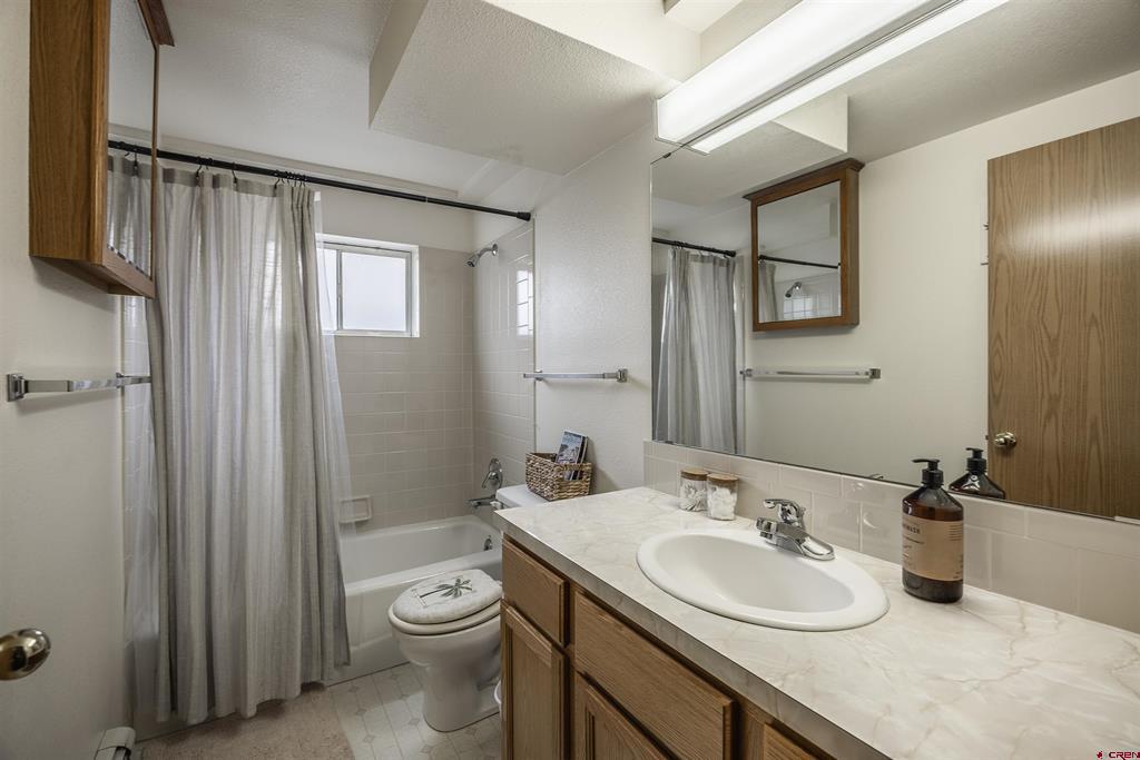 2274 London Way Montrose CO 81401