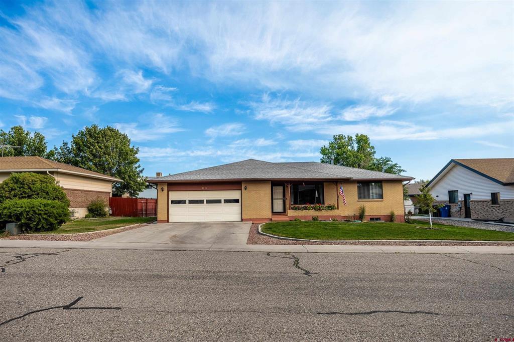 2274 London Way Montrose CO 81401
