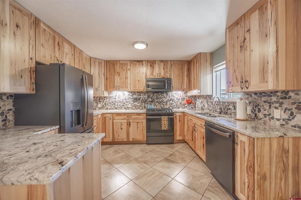 16574 6275 Road Montrose CO 81403