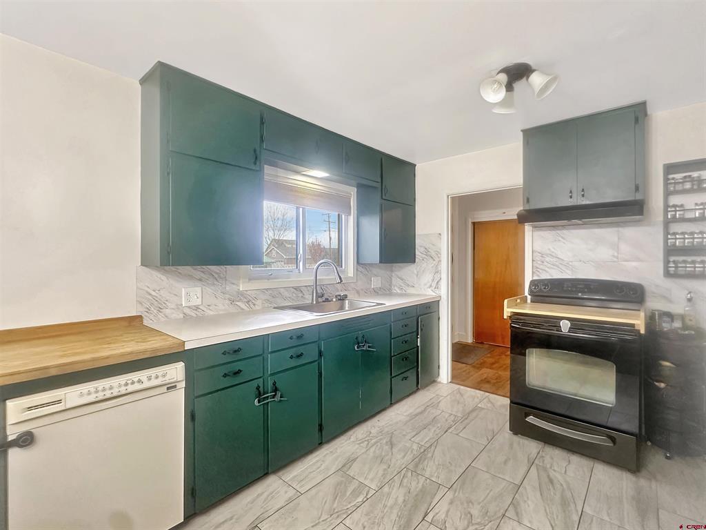 901 S 8th Street Montrose CO 81401