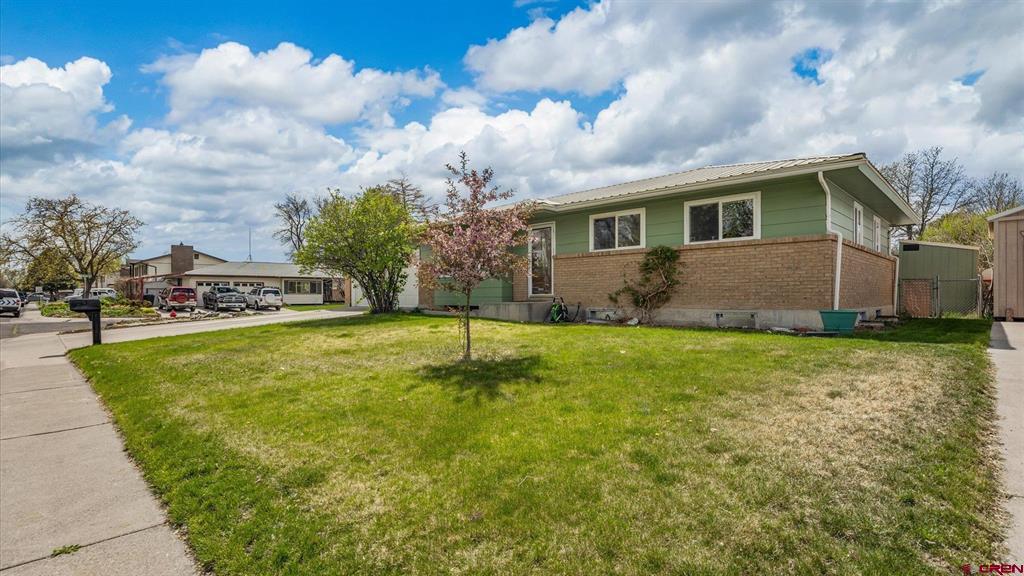 1424 Dover Road Montrose CO 81401