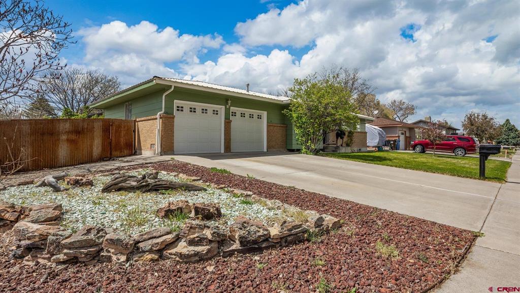 1424 Dover Road Montrose CO 81401
