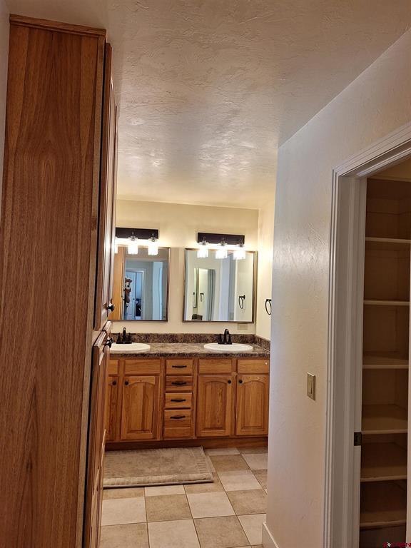 920 S 9th Street Montrose CO 81401