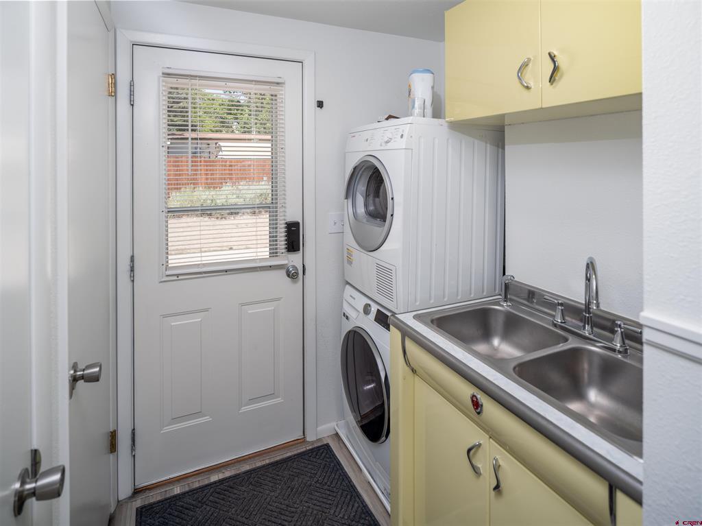 49 E Driscoll Street Cortez CO 81321