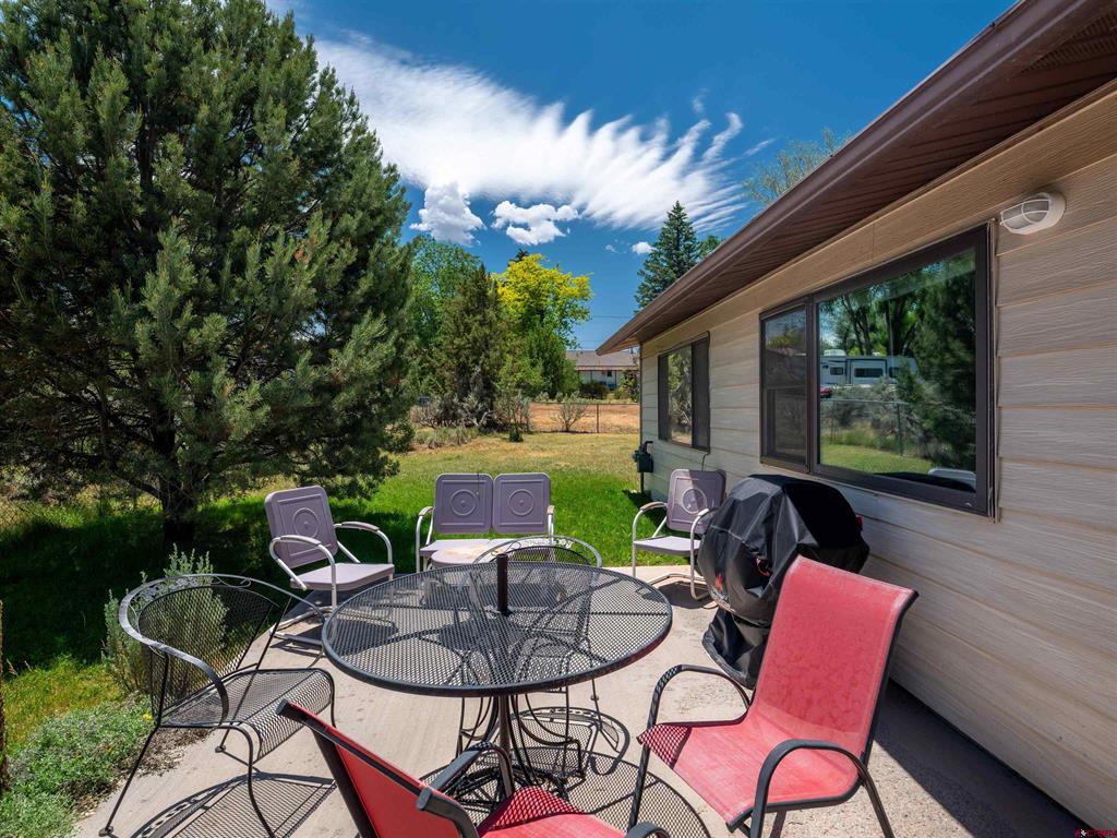 49 E Driscoll Street Cortez CO 81321