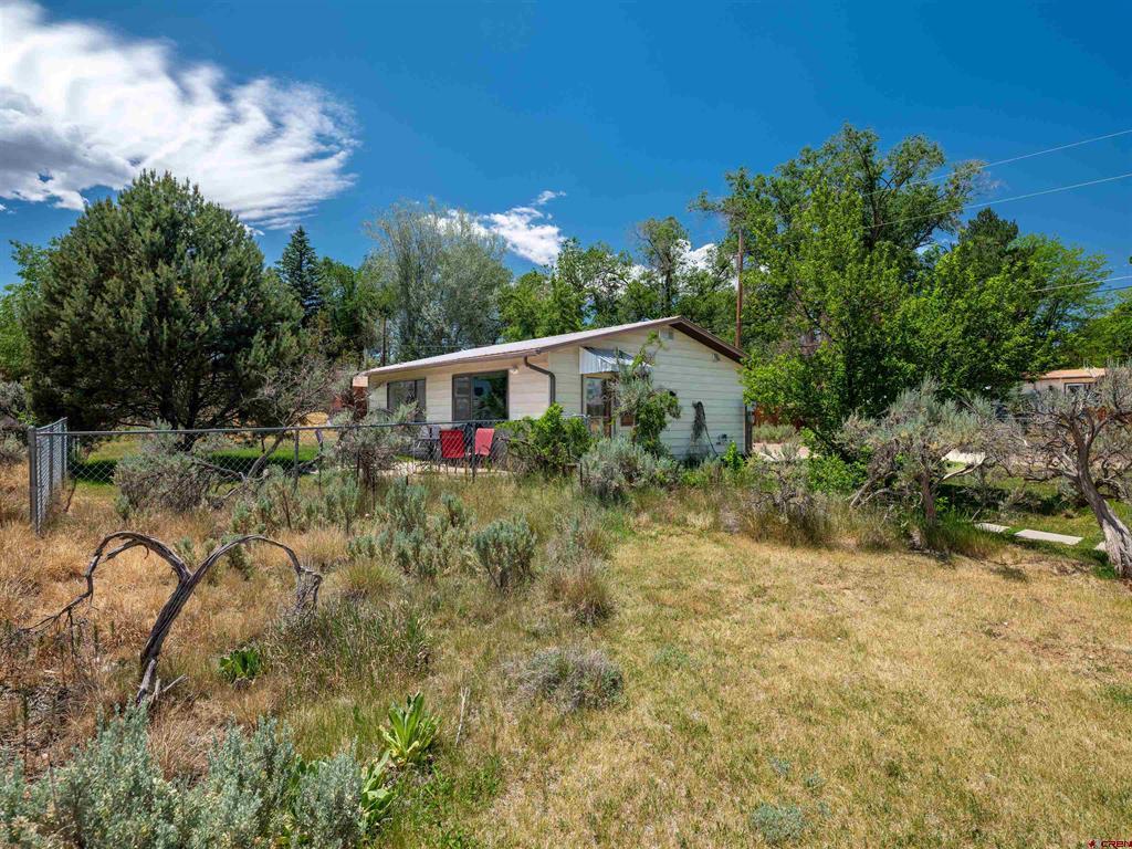 49 E Driscoll Street Cortez CO 81321