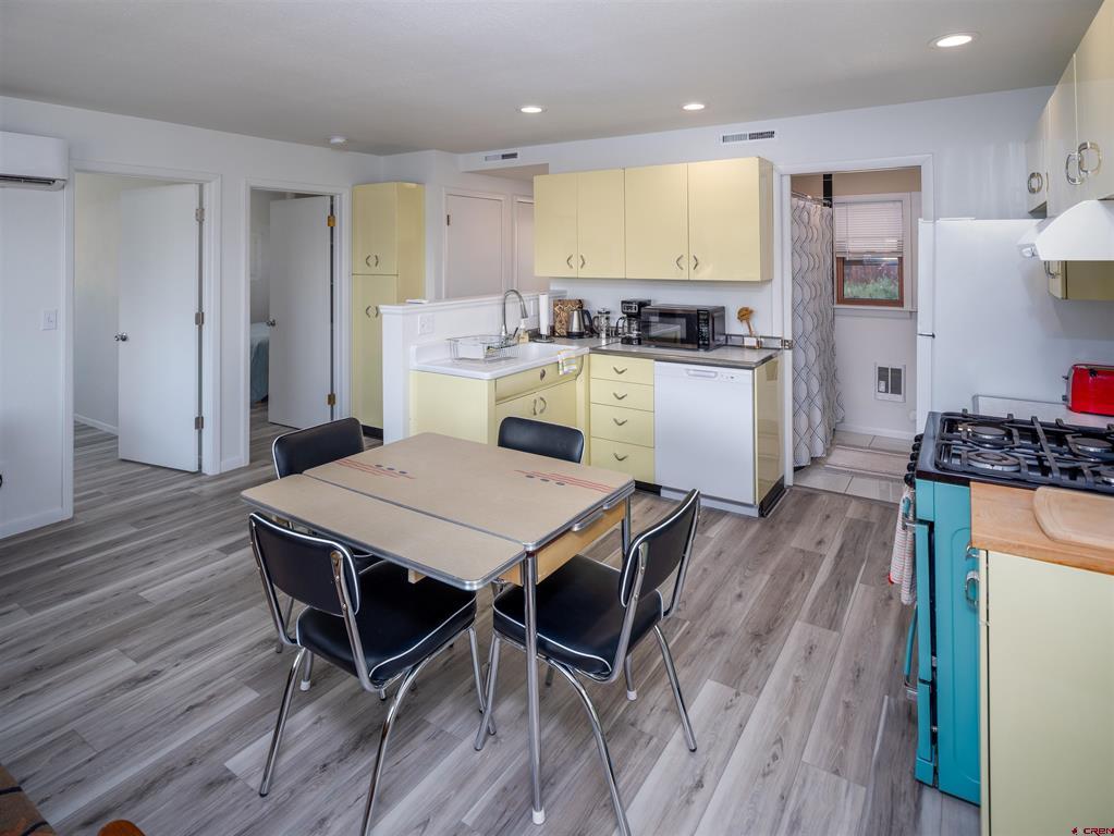 49 E Driscoll Street Cortez CO 81321