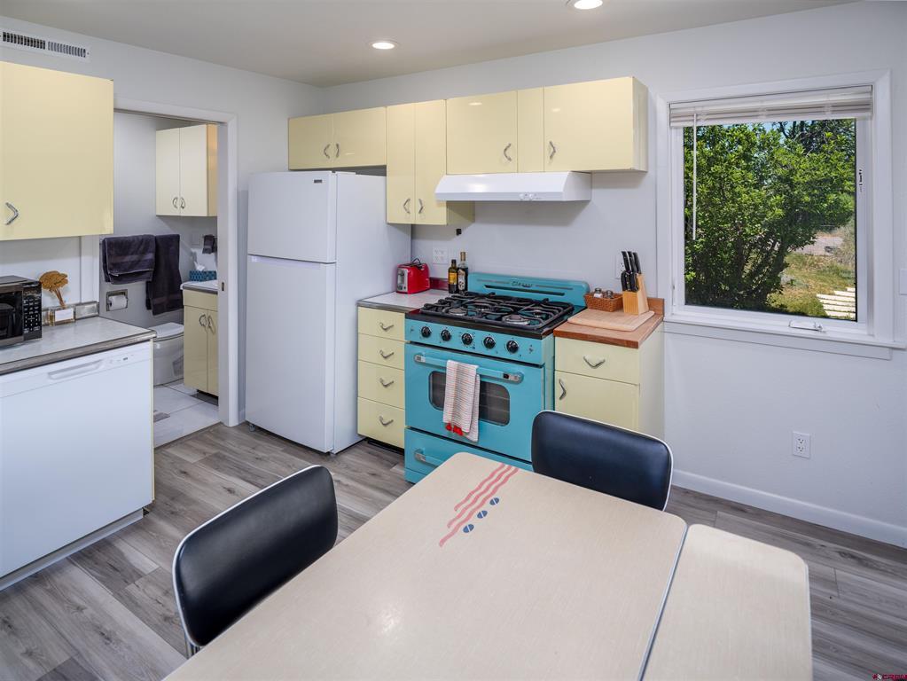 49 E Driscoll Street Cortez CO 81321