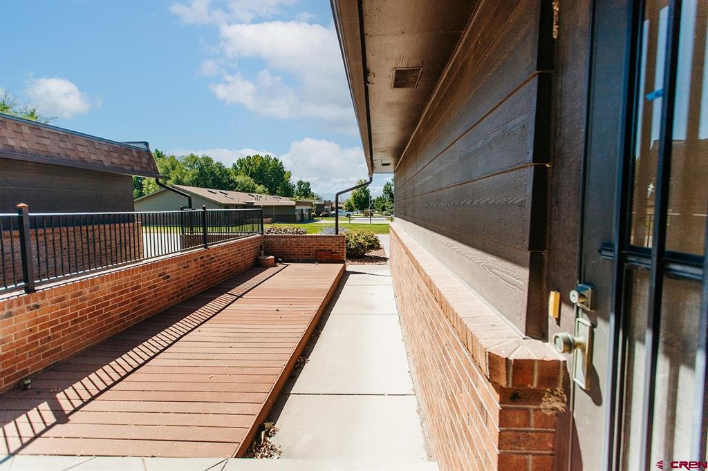 2345 Phillips Circle Montrose CO 81401