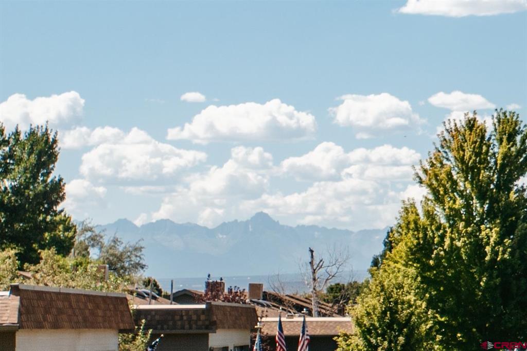 2345 Phillips Circle Montrose CO 81401