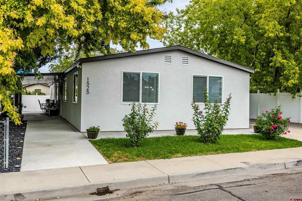 1525 Pennsylvania Street Montrose CO 81401