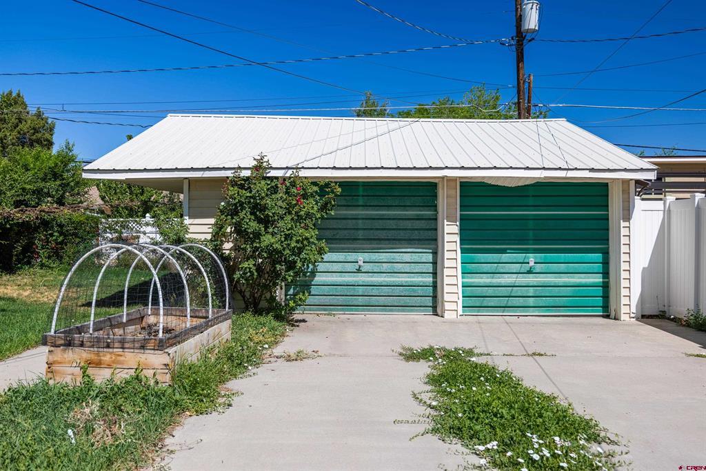 615 S 3rd Street Montrose CO 81401