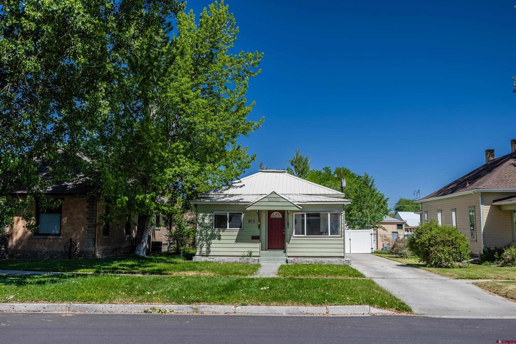 615 S 3rd Street Montrose CO 81401