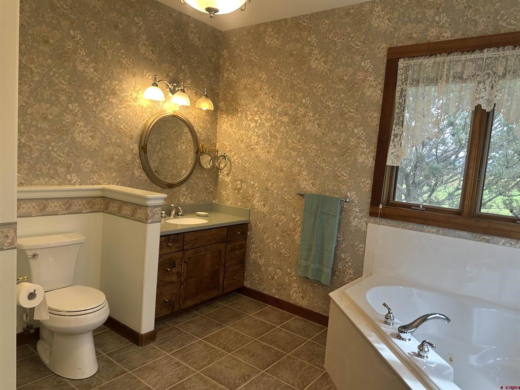 15090 6050 Road Montrose CO 81403