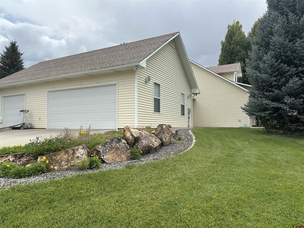 15090 6050 Road Montrose CO 81403