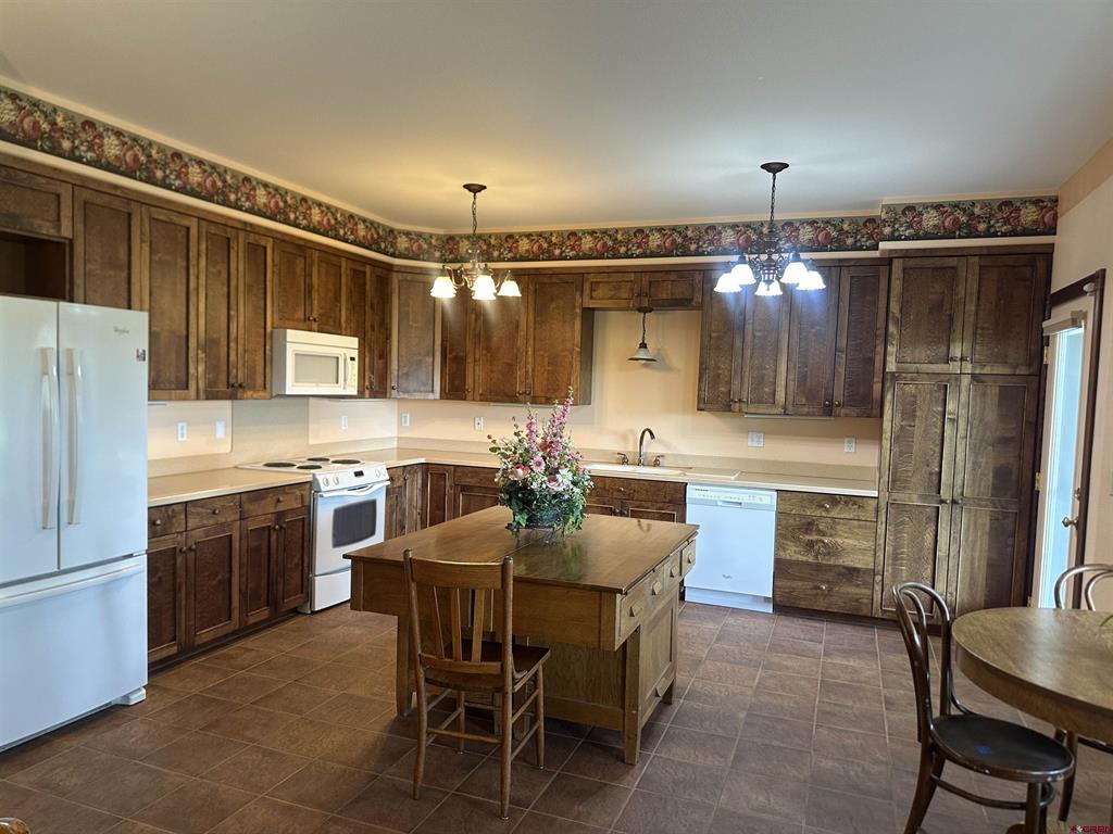 15090 6050 Road Montrose CO 81403