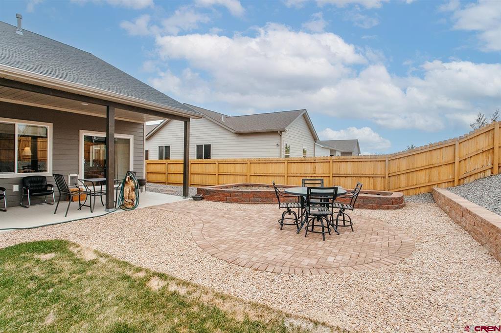 1422 Fivemile Creek Avenue Montrose CO 81401