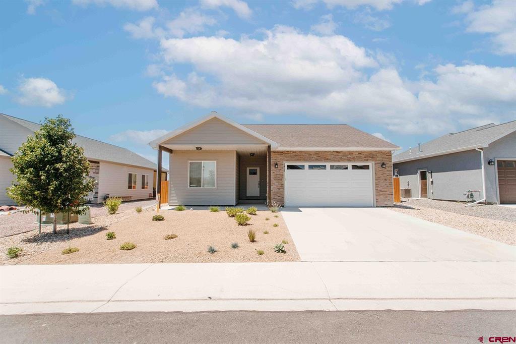 1423 Fivemile Creek Avenue Montrose CO 81401