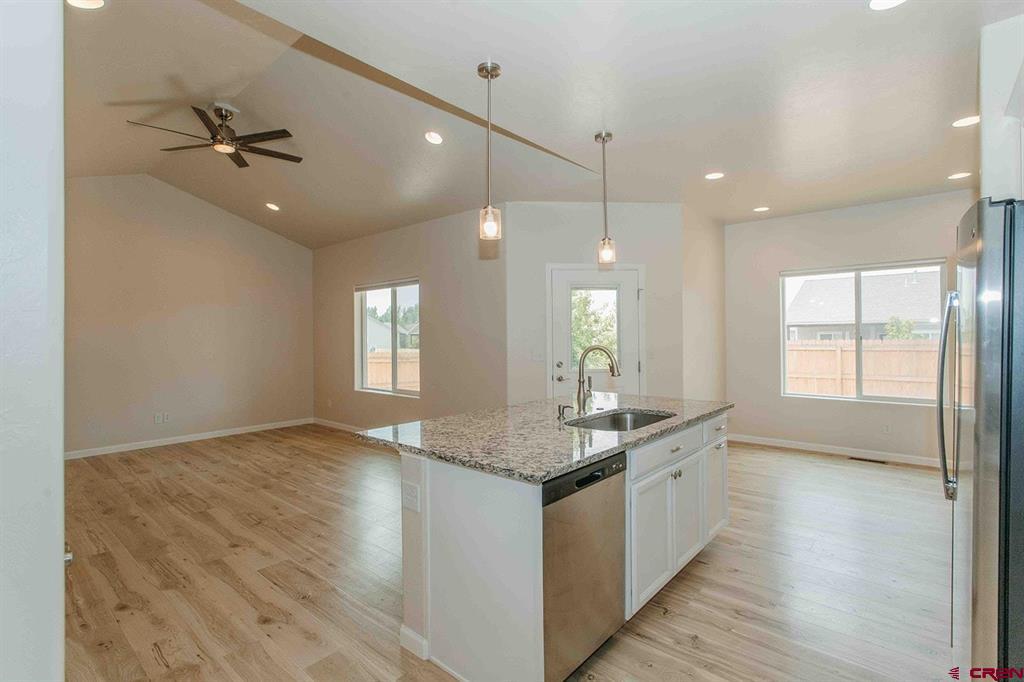 1423 Fivemile Creek Avenue Montrose CO 81401
