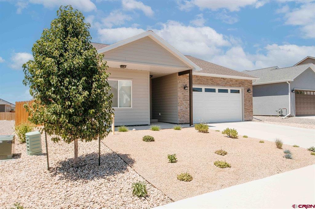 1423 Fivemile Creek Avenue Montrose CO 81401