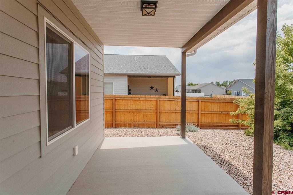1423 Fivemile Creek Avenue Montrose CO 81401