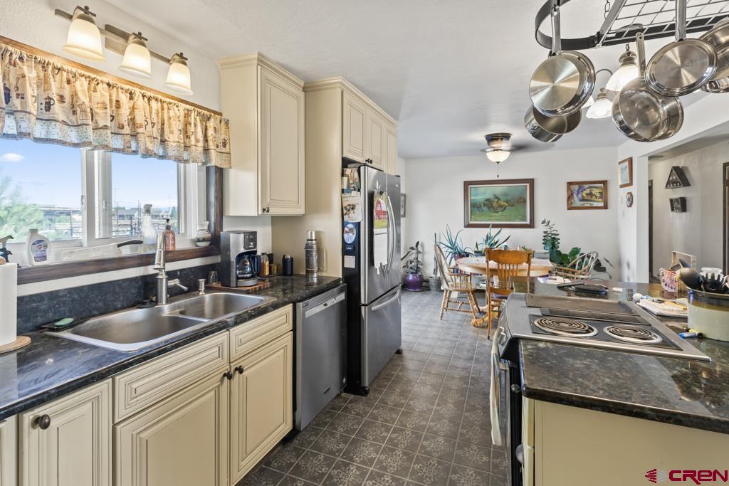 15567 6282 Road Montrose CO 81403