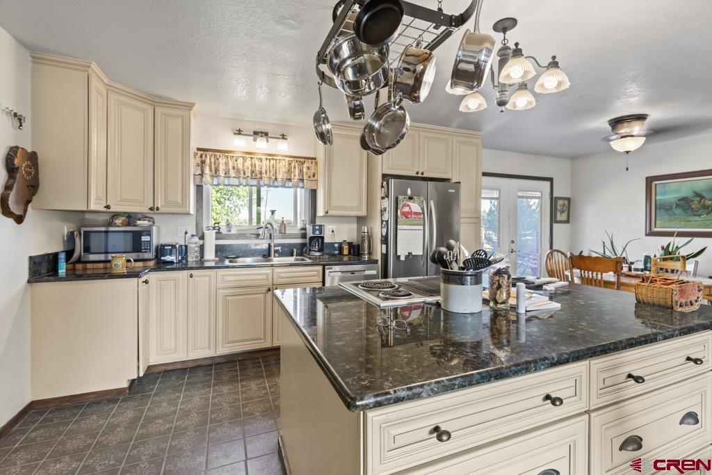 15567 6282 Road Montrose CO 81403