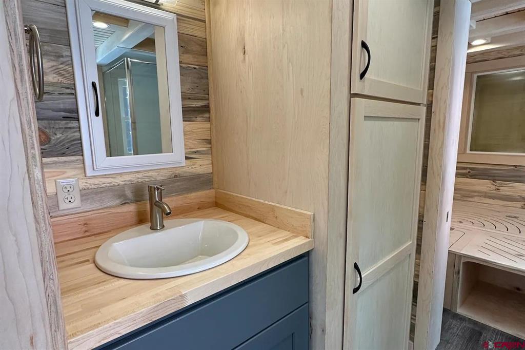 22130 6850 Road Montrose CO 81403