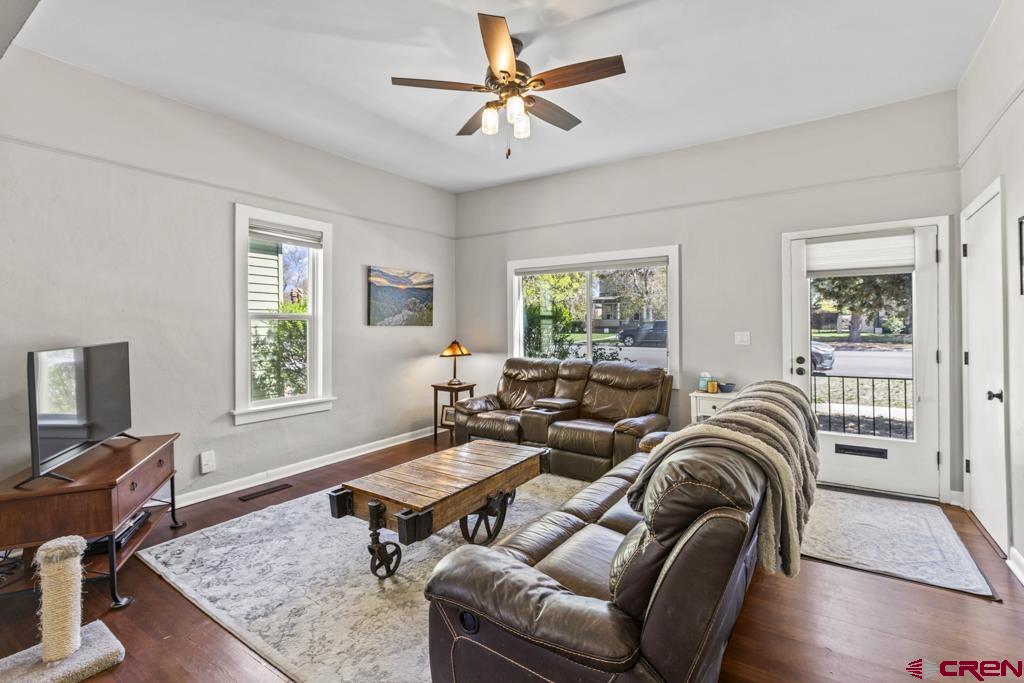 715 S 2nd Montrose CO 81401