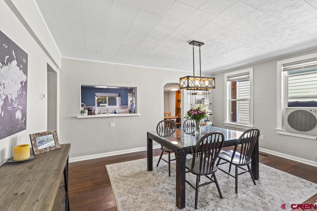 715 S 2nd Montrose CO 81401