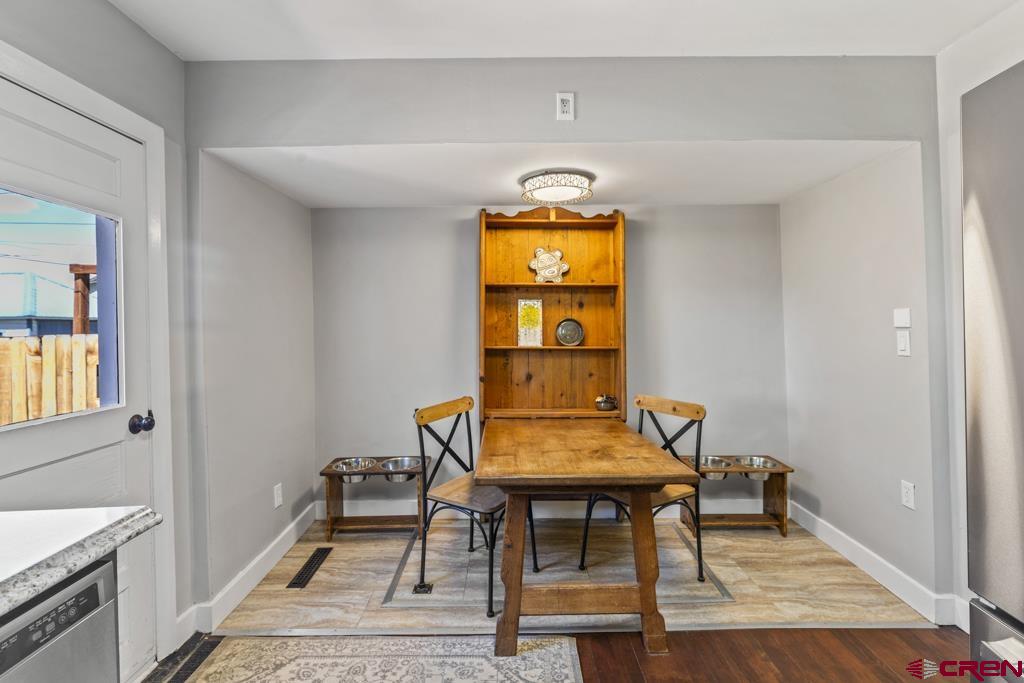 715 S 2nd Montrose CO 81401