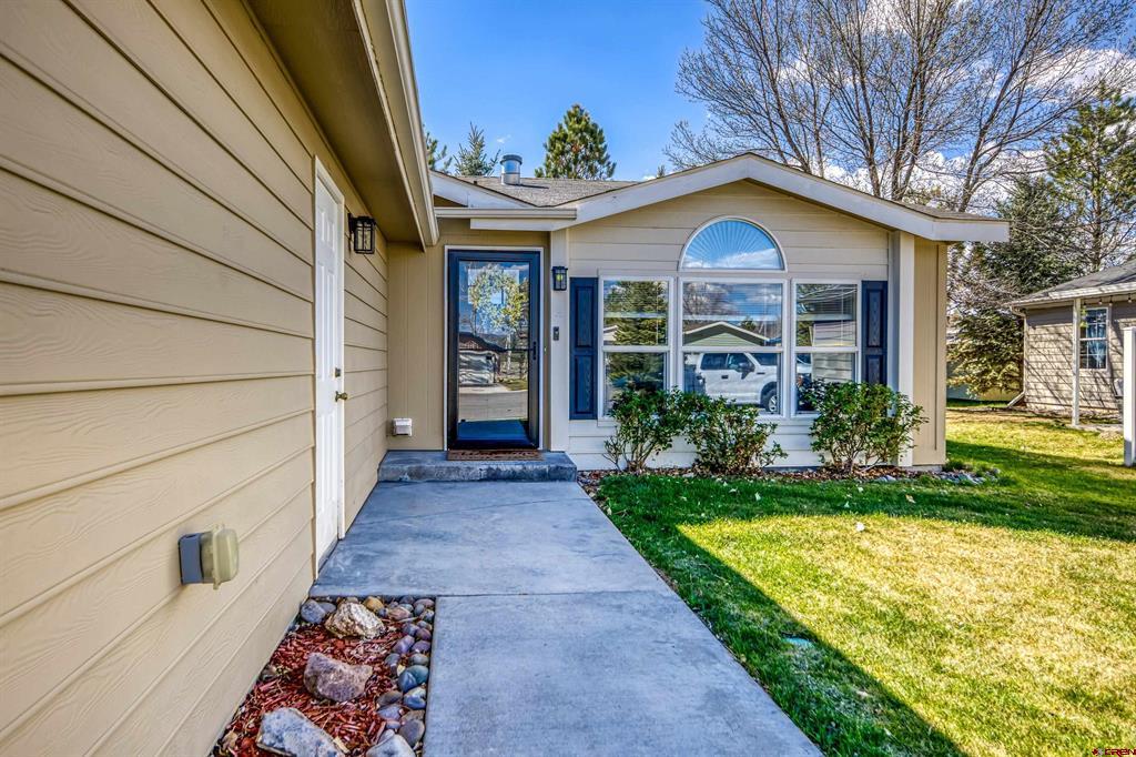 901 6530 Road Montrose CO 81401