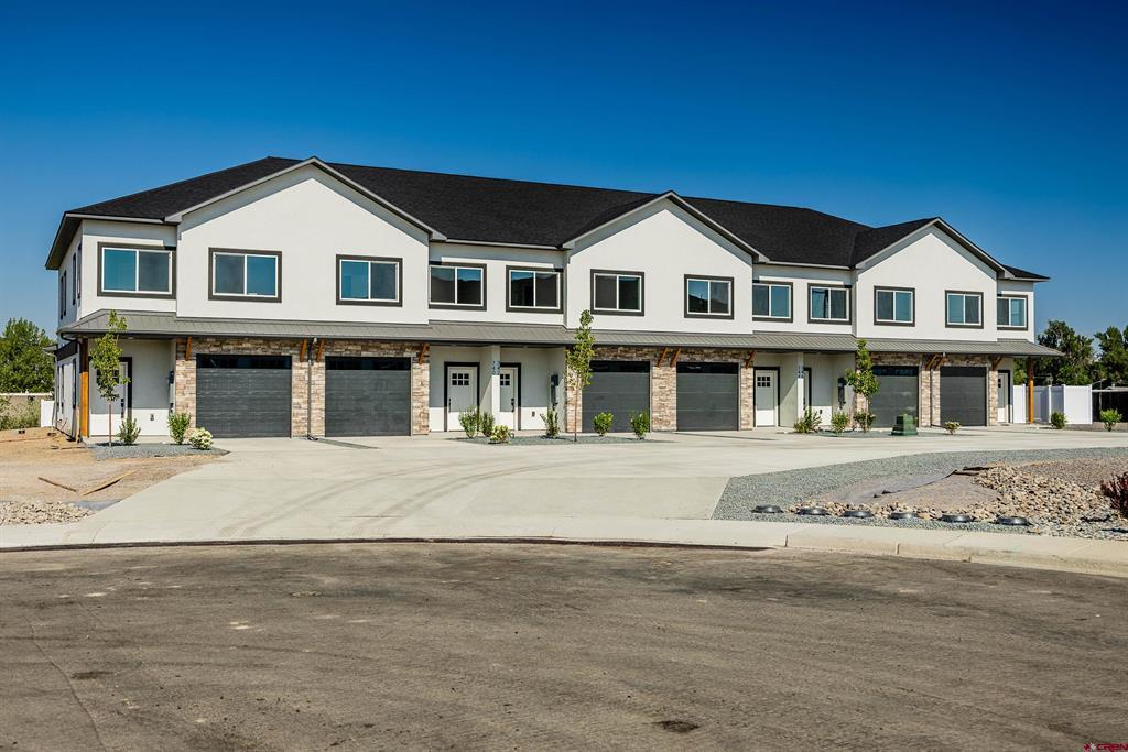 742 E Star Court Montrose CO 81401