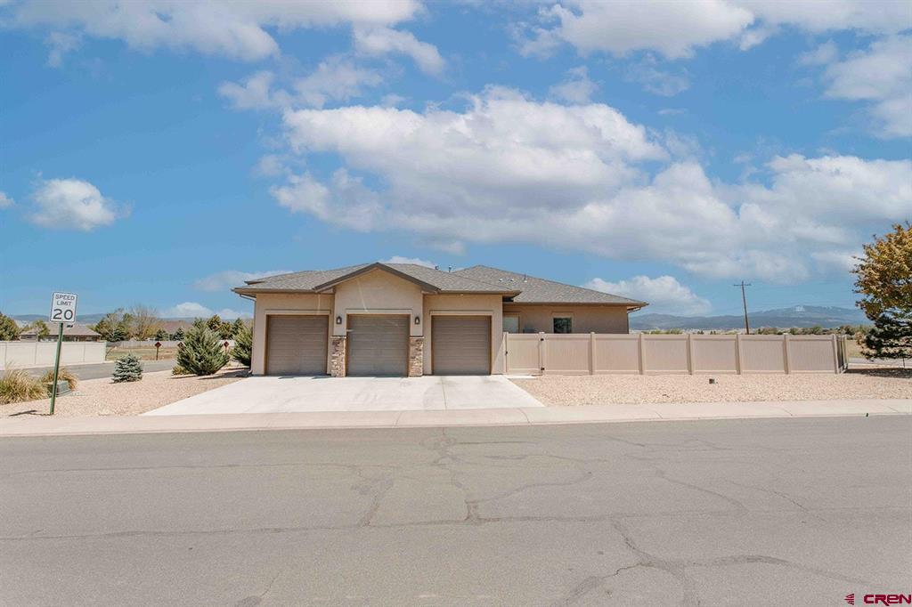2802 Benchmark Lane Montrose CO 81401
