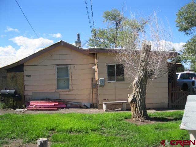 945 N Selig Avenue Montrose CO 81401
