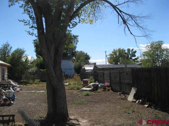 945 N Selig Avenue Montrose CO 81401