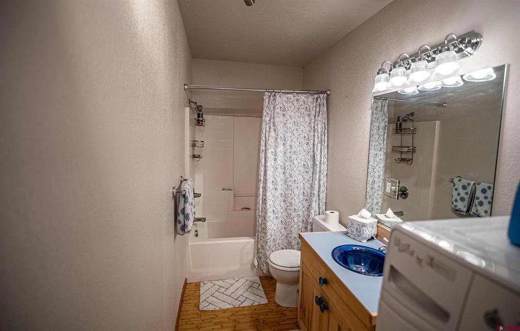 10528 Bostwick Park Montrose CO 81401