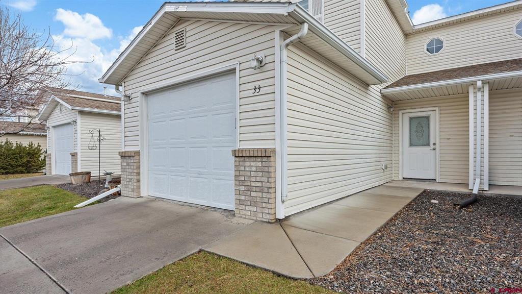 33 Pullman Street Montrose CO 81401
