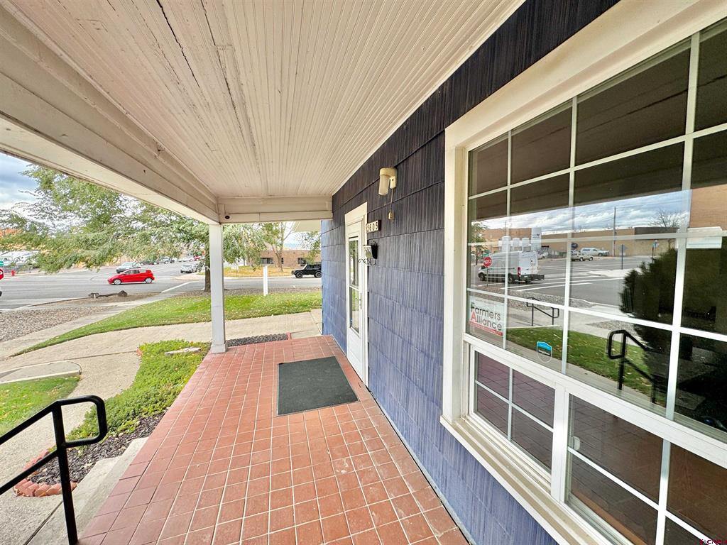 605 & 605 1/2 N 1st Street Montrose CO 81401