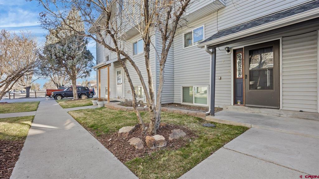 1018 S 5th Street Montrose CO 81401
