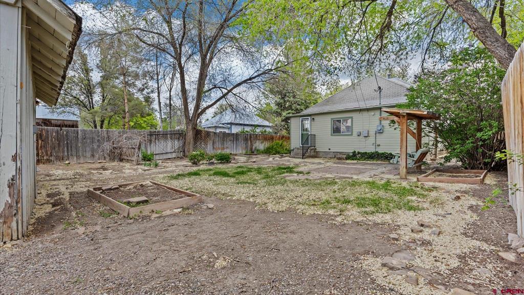 1033 S 2nd Street Montrose CO 81401