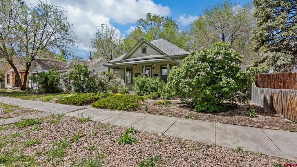 1033 S 2nd Street Montrose CO 81401