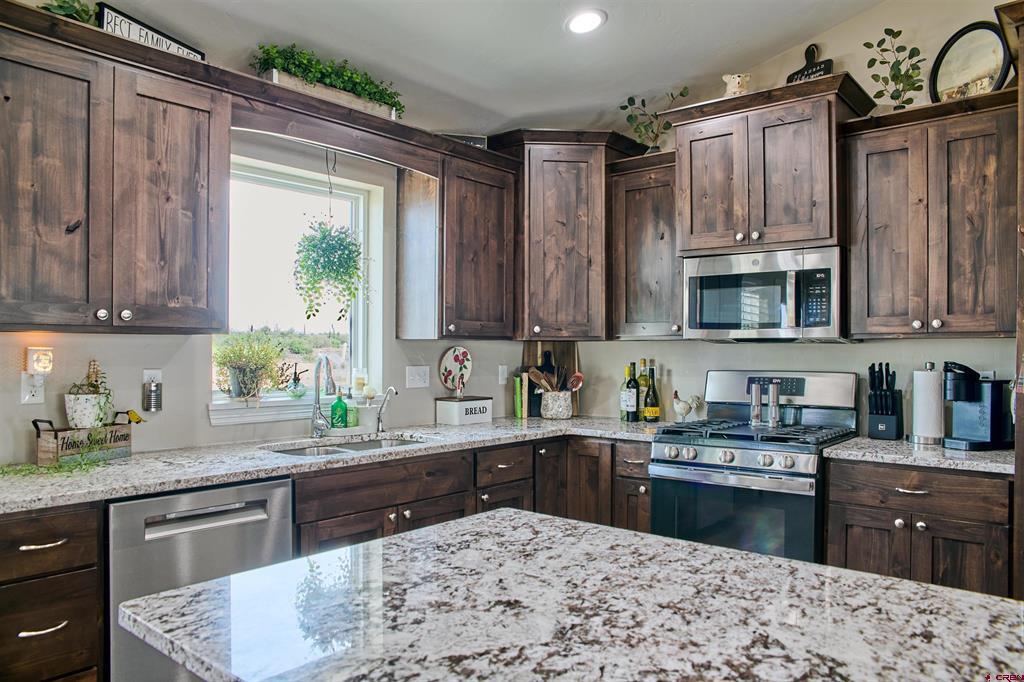 5627 Road 9 S Alamosa CO 81101