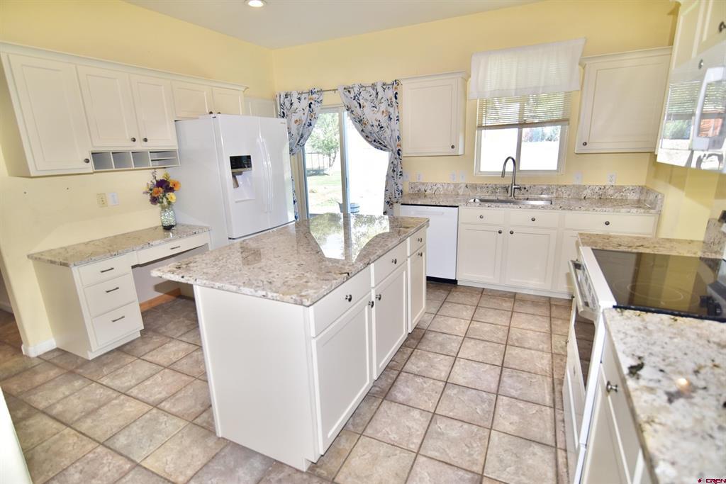 3177 Silver Fox Drive Montrose CO 81401