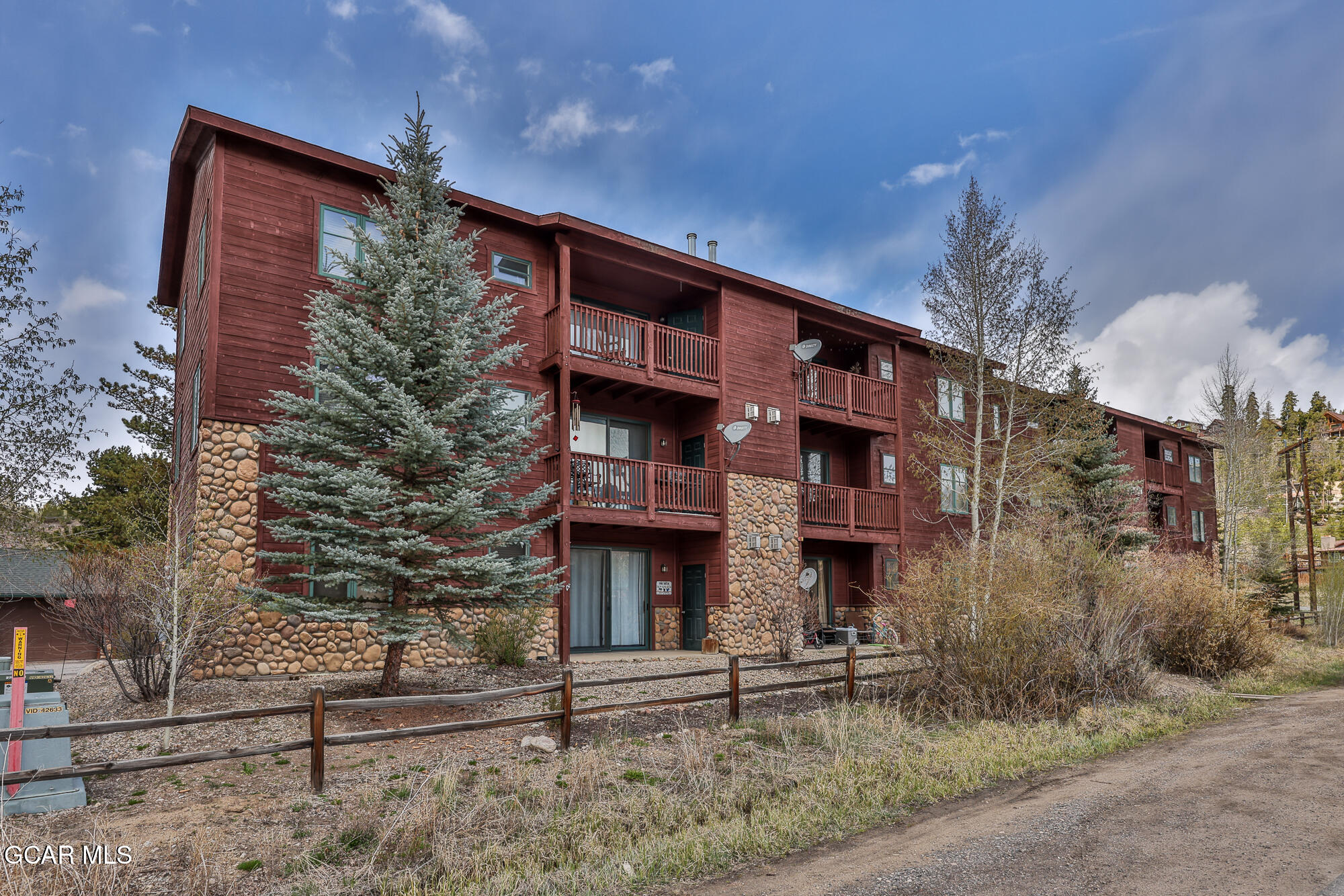 207 Bella Vista Court Grand Lake CO 80447